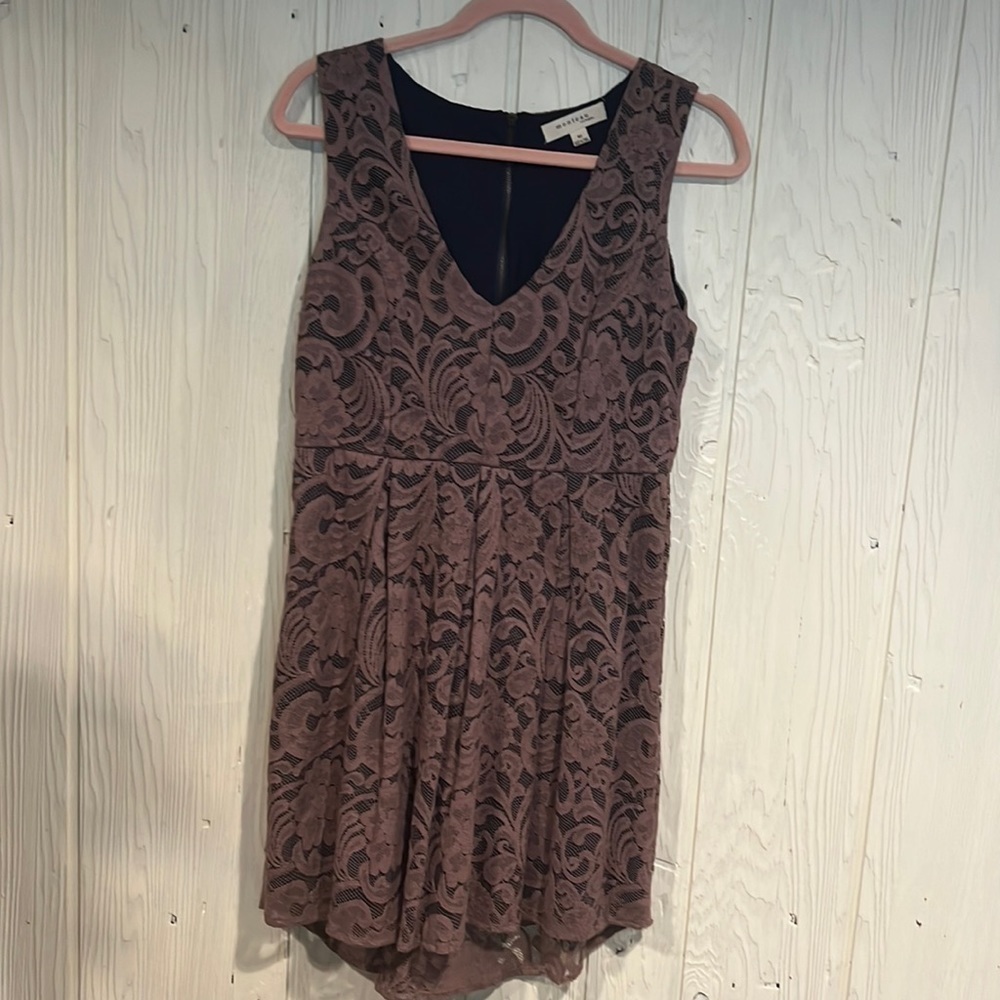 Monteau Lace Taupe Dress Size Medium